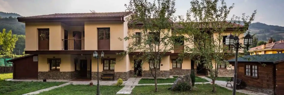 Apartamentos rurales El Rincón del Duende alojamiento Senda del Oso