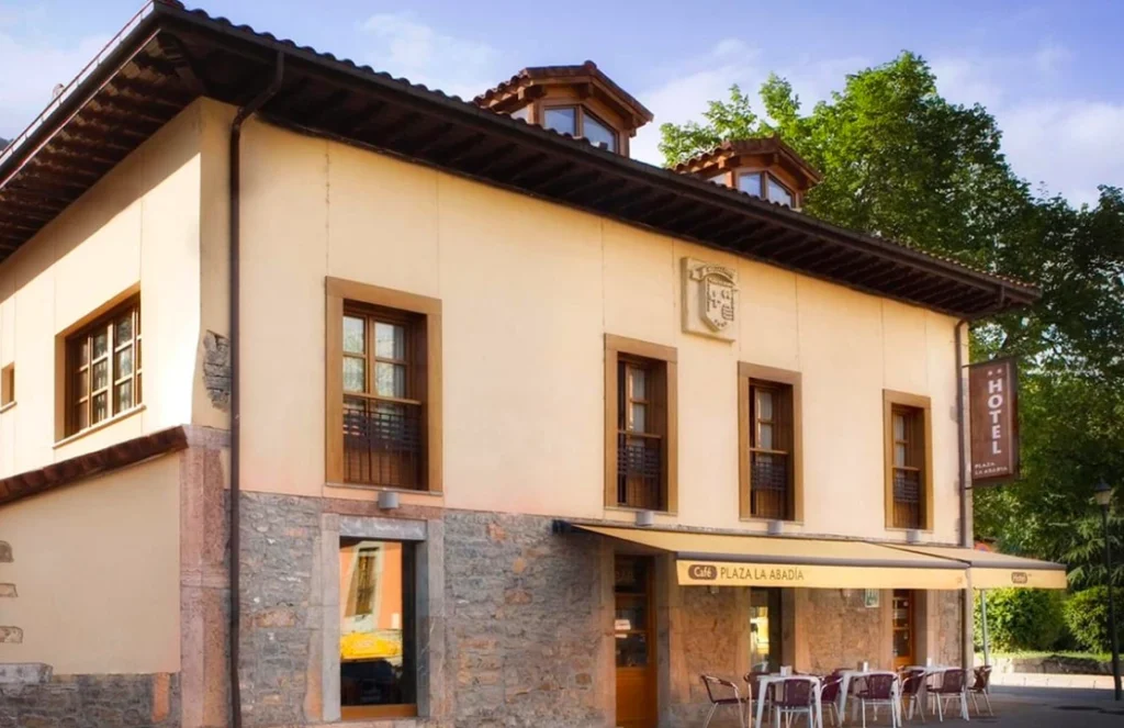 RESTAURANTE DE LA ABADIA PROAZA