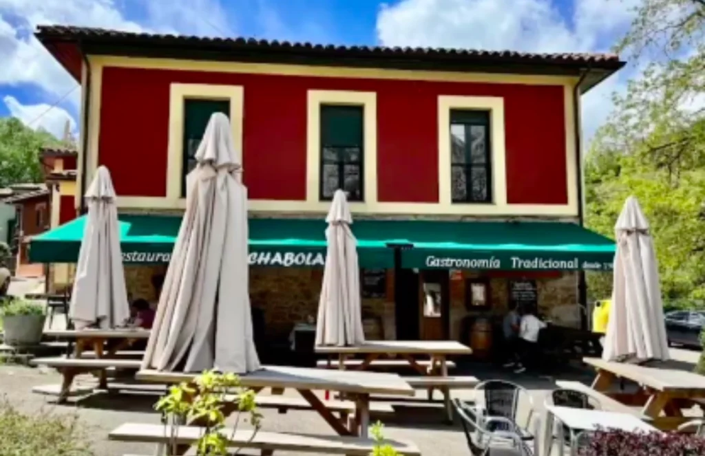 RESTAURANTE LA CHABOLA TEVERGA